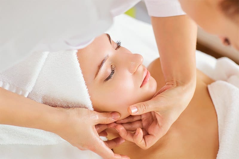 Beauty and Inner Harmony: The Art of Face Massage Explored